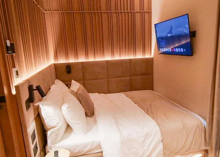 Post Hotel-new Bazaar Tirana