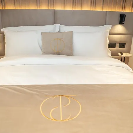 Post Hotel-new Bazaar ホテル