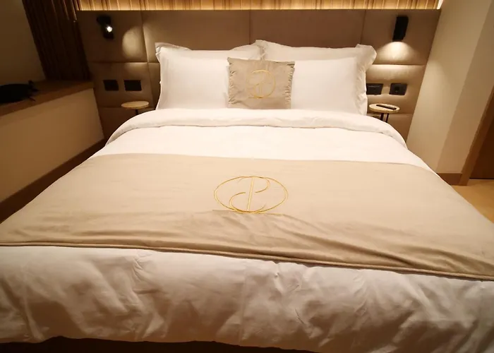 호텔 Post Hotel-new Bazaar 티라나